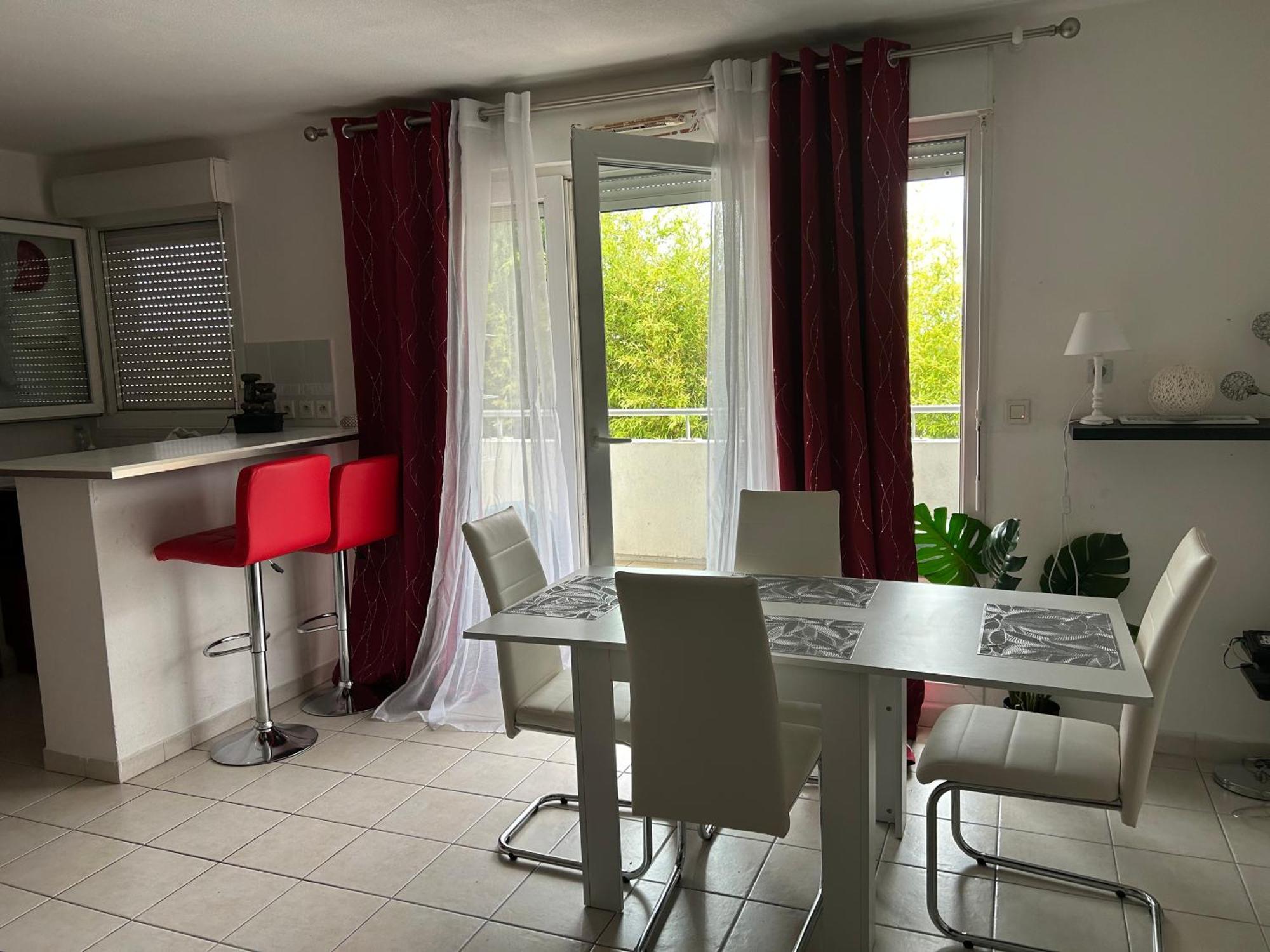 Appt Montpellier 2 Chambres Et 10 Minutes Des Plages Kültér fotó